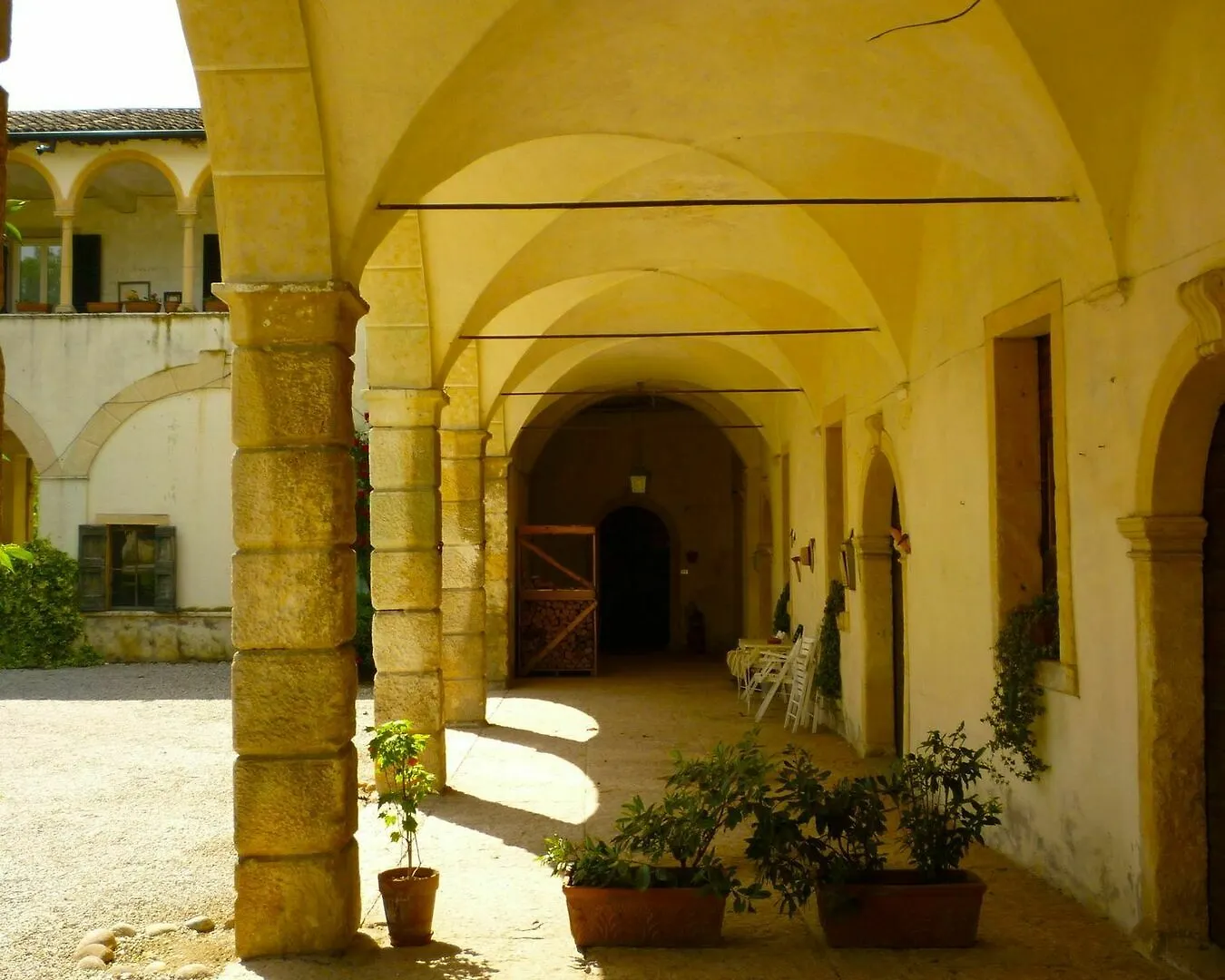 公寓 La Colombara Di Villa Verita 内格拉尔
